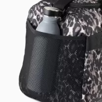   Puma sporttáska PUMA Challenger All-Over Print 35L Small Sports Bag 