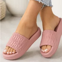 BLY Megan papucs