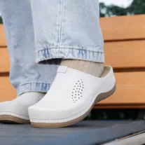 930 LEON Comfort női bőr klumpa