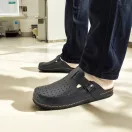 8001 -es ferfi Dr Feet bőr papucs - sotet kek